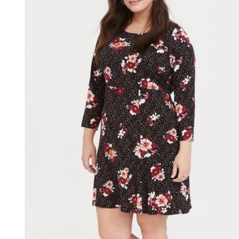 NWOT Torrid Black Pink Floral Stretch Challis 3/4 Sleeve Shift Dress 2X